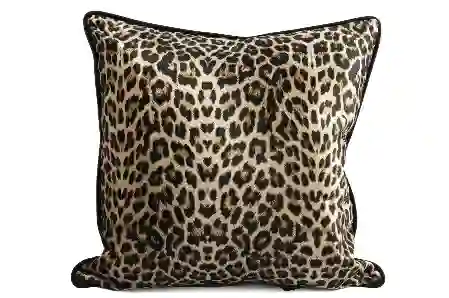 Resim Mikasa Moor Siyah leopar kadife 55x55 yastık