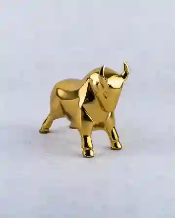 Resim Mikasa Moor Gold Boğa Dek Obje 41x15x23cm