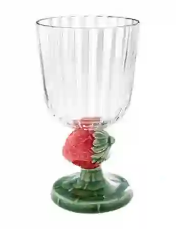 Resim Carmen Çilekli Kadeh