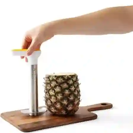 Resim Chef'n Twist'n Core™  Ananas Soyucu