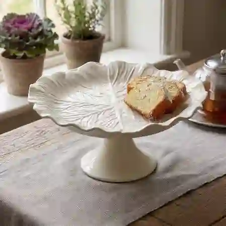Resim Lefora Porselen Ayaklı Kek Standı 22Cm