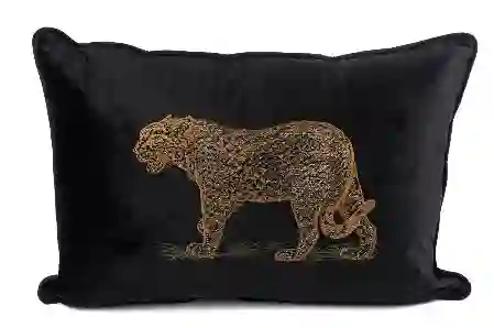 Resim Leopar Nakışlı Siyah yastık 40x60